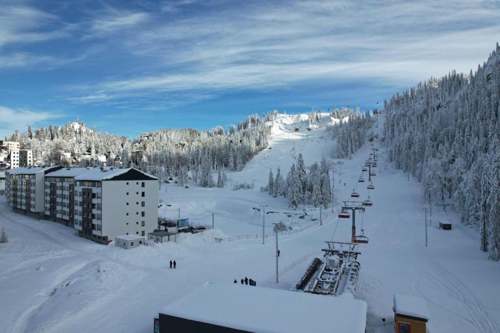 Apartmaji V5 - Snježna Dolina